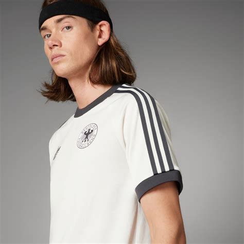 adidas t shirt 3 streifen weiß|Adidas 3 streifen the brand.